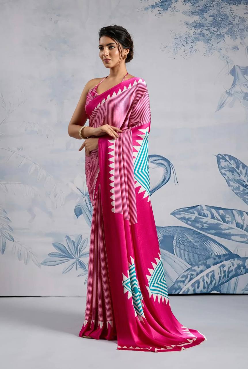 Chic Pink Patterned Saree